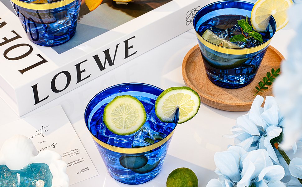 9oz Blue Plastic Cups with Gold Rim A2